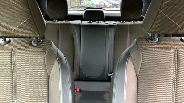 DS 3 Crossback 100kW E-TENSE Bastille 50kWh 5dr Auto Electric 
